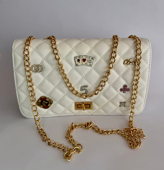 Bolso con pines